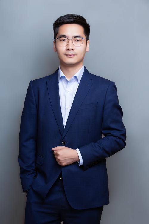 梁现华 舞台监督负责人